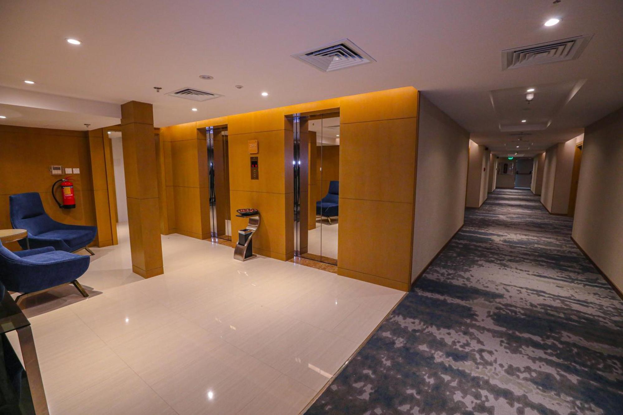 Cheerful Al Waha Unayzah Hotel Унайза Экстерьер фото