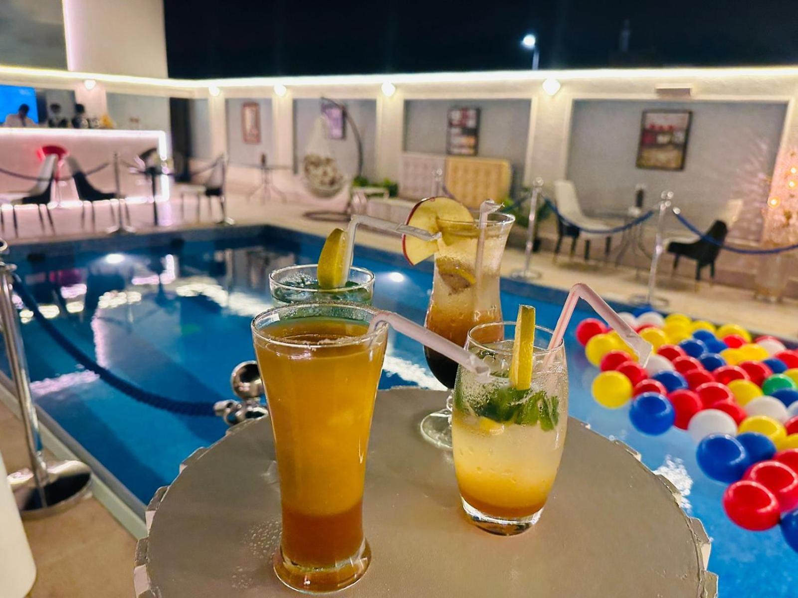 Cheerful Al Waha Unayzah Hotel Унайза Экстерьер фото